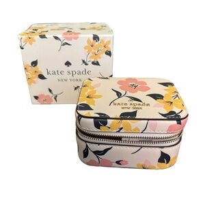 NWT Kate Spade Boxed Travel Jewelry Bolder Cream Multi Floral Staci Lily Blooms